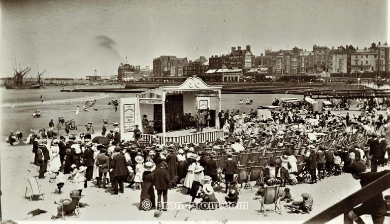 Margate Marine Terrace 1911 - The Troubadours Concert Party