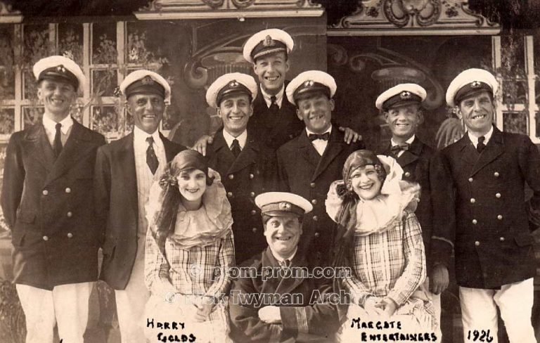 P_E_69_Harry_Gold's_Entertainers_1926_(2)