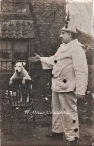 Pierrot with dog