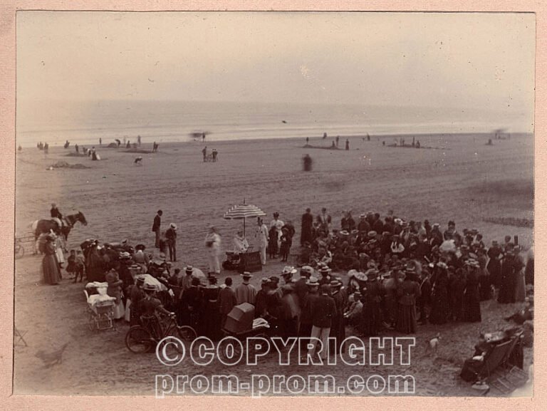 Bohemian Pierrots, Filey