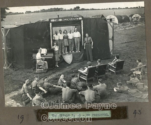 Gay Mills, Stars In Battledress, James Payne Collection (18).jpg