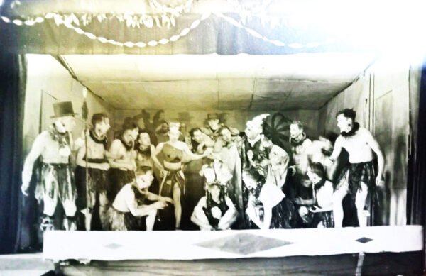 STALAG_9C_CONCERT_PARTY_1939-45_1