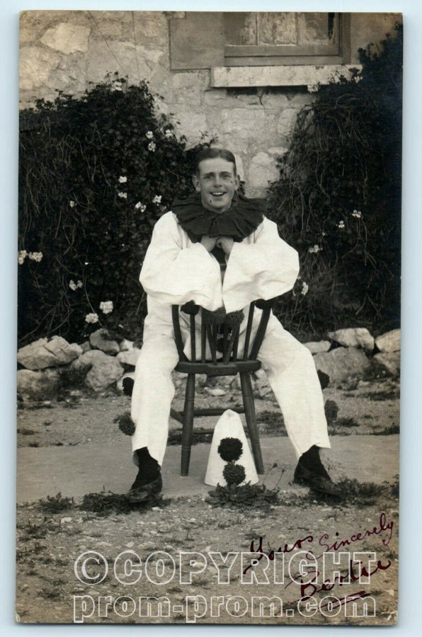 FROLICS_PIERROT_GIBRALTAR_A_E_UNDERWOOD_1919_ROYAL_GARRISON