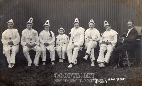 Welton Pierrot Troupe, near Bough, East Yorkshire